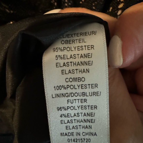 NWT Adrianna Papell lace sheath dress. Size 14. - Picture 12 of 12